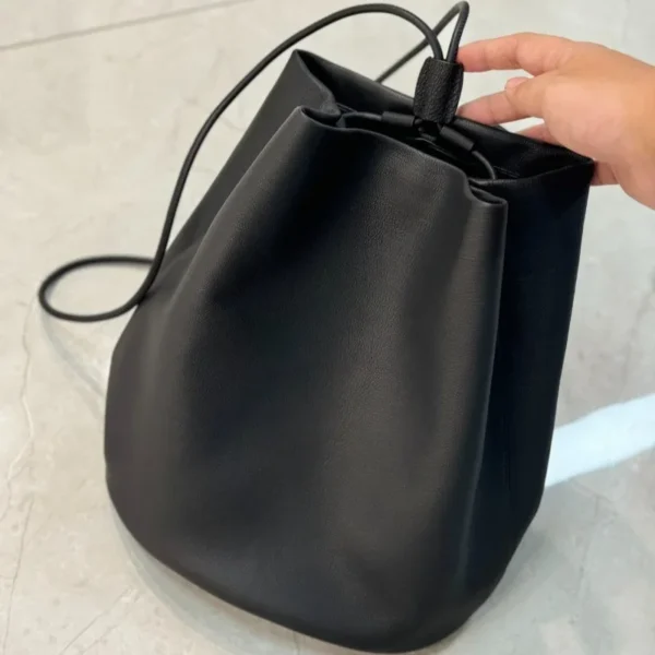 Top Quality Real Leather Shoulder Bag Simple Lambskin Drawstring Bucket Backpack