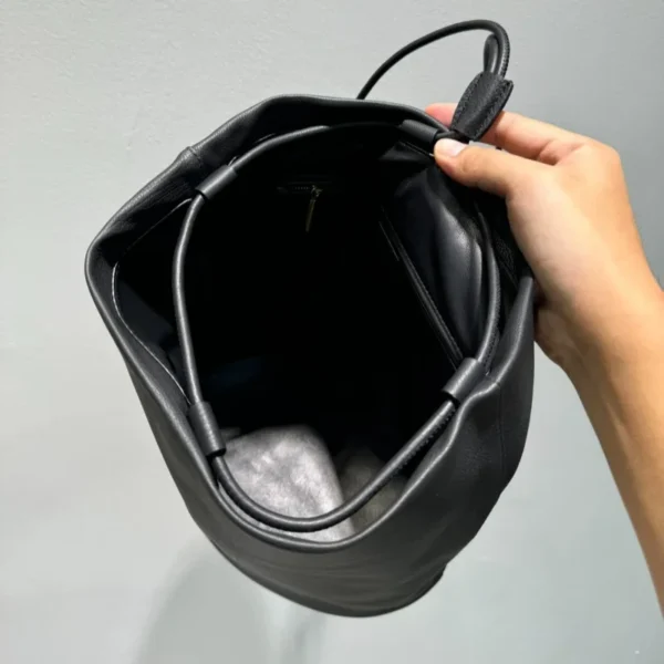 Top Quality Real Leather Shoulder Bag Simple Lambskin Drawstring Bucket Backpack